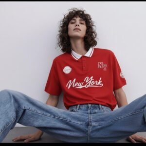 camiseta tipo polo varsity